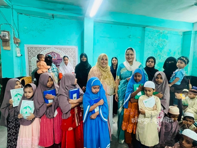 মেধাবী শিক্ষার্থীদের পুরস্কৃত করল ‘বিজয়ী’ ফাউন্ডার তানিয়া ইশতিয়াকের